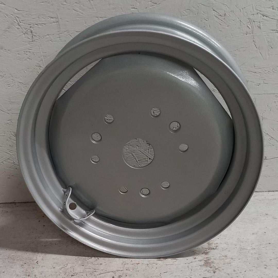 4.50 X 16 HAR lfd.Nr.: 26/24 S = 8mm 9/171/60/16 zyl. ET30 silber - Sopo -