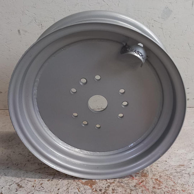 5.50 X 18 HAR lfd.Nr.: 93/24 S=13 mm 9/171/60/16 zyl. / ET0 silber - Sopo -