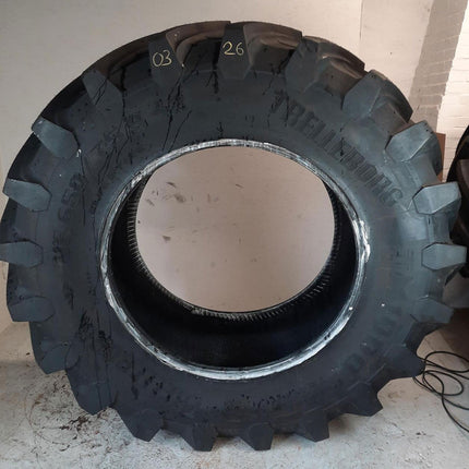 VF650/75 R 42 Trelleborg TM1000 PT DOT 15/25 180 D/177 E lfd. Nr.: 03/26