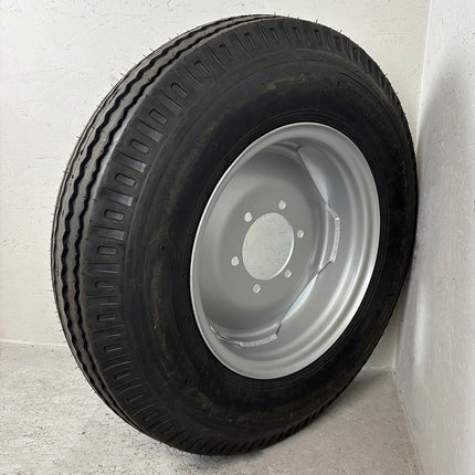 Komplettrad 8.25 - 20/14 Import Straße Rib 14 PR 135/131 G TT 6.50-20 Jantsa Felge 6/205/161/ET0 silber 3-teilig