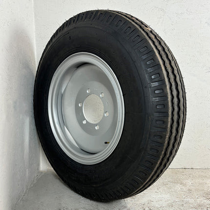 Komplettrad 8.25 - 20/14 Import Straße Rib 14 PR 135/131 G TT 6.50-20 Jantsa Felge 6/205/161/ET0 silber 3-teilig