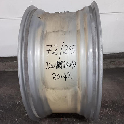 20 X 42/DW GRA lfd. Nr.: 72/25 S=18 mm 10/335/281/27 v2/ET0 silber- Gebr -