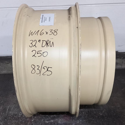GR-DR 16x38/W-32-DRÜ 250-Gerade lfd.Nr.: 83/25 System: HD/MD grundiert - Gebr -