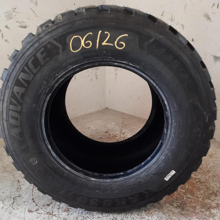445/45 R 19.5 Advance AR 835 DOT 26/23 164 D 24 PR TL lfd.Nr.: 06/26 - Demo -