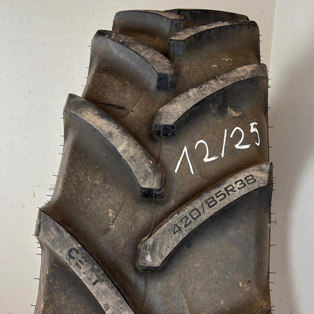 420/85 R 38 Ceat Farmax R85 lfd.Nr.: 12/25 144 D/147 A8 TL (DOT 31/24) - Gebr -