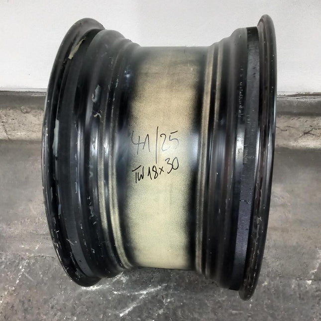 18 X 30/TW GRA lfd.Nr.: 41/25 S=15 mm 10/335/281/24 zy/ET20 RAL 9005  Gebr -