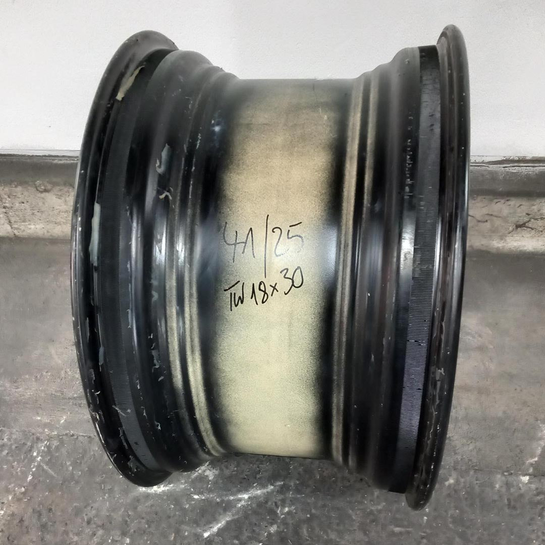 18 X 30/TW GRA lfd.Nr.: 41/25 S=15 mm 10/335/281/24 zy/ET20 RAL 9005  Gebr -