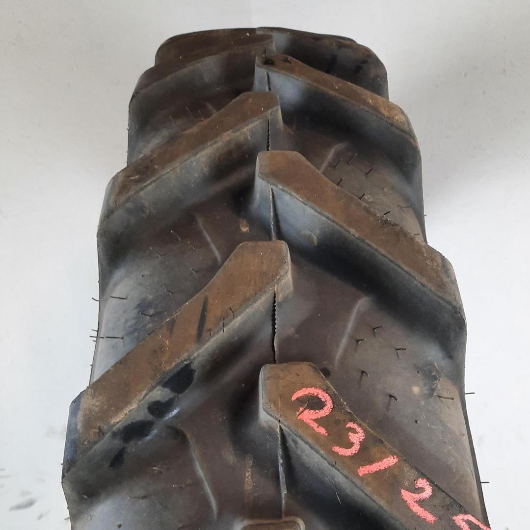 270/95 R 54 Ceat Farmax RC lfd. Nr.: 23/25 146 D/149 A8 TL (DOT 49/24) - Gebr -