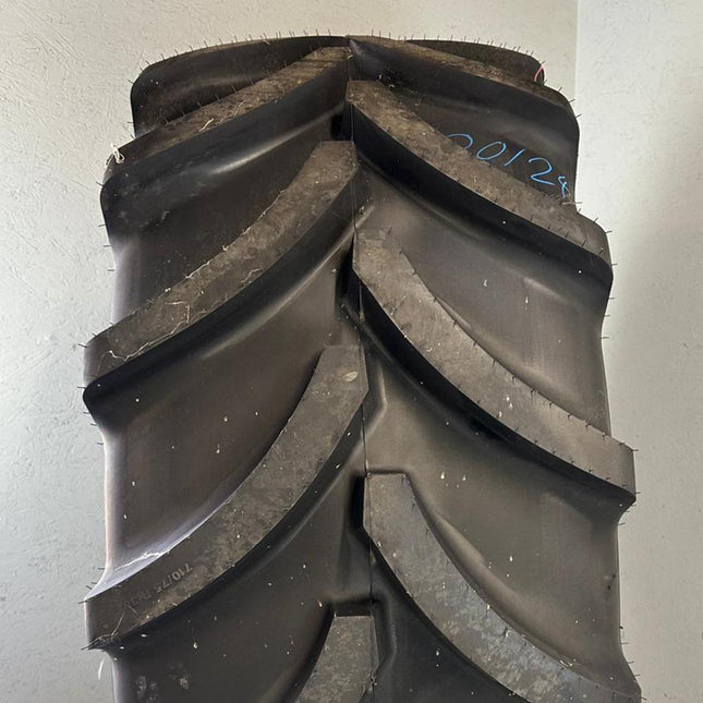 710/75 R 38 Vredestein Traxion XXL lfd. Nr.: 20/24 174 D TL - Gebr -