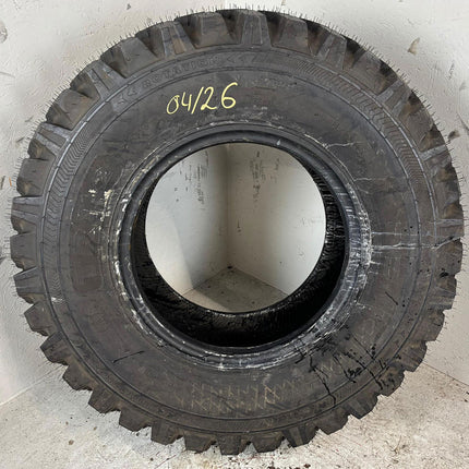 360/80 R 20 Nokian TRI 2 SB DOT 46/23 Wulst porös 143 D/147 A8 TL Block M+S lfd.Nr.: 04/26