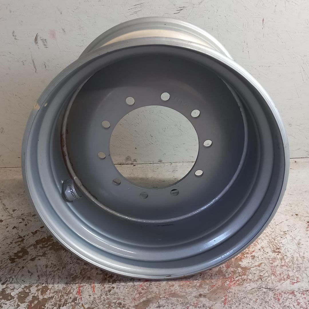 20.00 X 26.5 GRA   lfd.Nr.: 94/24 S=15 mm 10/335/281/26 zyl. /ET 50 silber - Gebr -