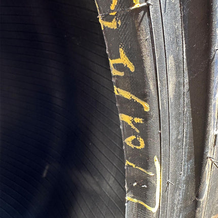 VF710/60 R 34 Michelin Axiobib 2 DOT 40/24 173 D/169 E TL lfd.Nr.01/25 - 2cm Wulst beschädigt