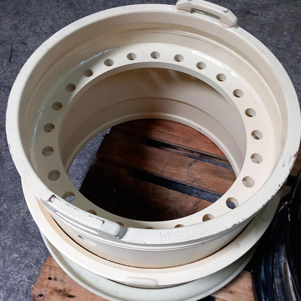 17.00 - 25/2.0 Grasdorf mehrteilig Lfd.Nr.: 16/24 S=25 mm 24/500/449/26 zyl / ET 100  - GEBR -