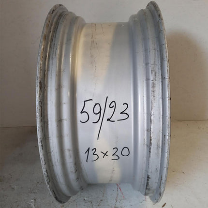 13 X 30/DW GRA lfd. Nr. 59/23 S=15 mm 8/152/110/20 zy / ET 20 silber