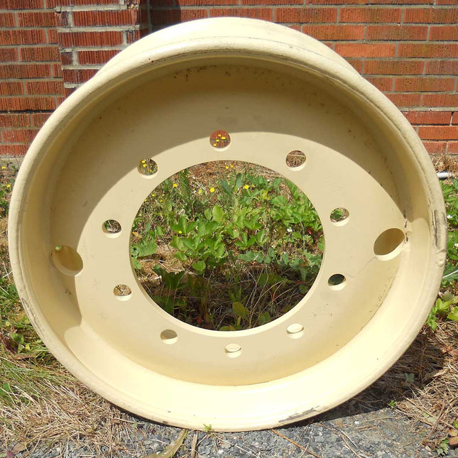 8.25 X 22.5  Grasdorf lfd. Nr. 243/22 S=15 mm 10/335/281/ET60 26 ZYL grundiert -GEBR-