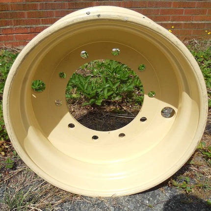 8.25 X 22.5  Grasdorf lfd. Nr. 243/22 S=15 mm 10/335/281/ET60 26 ZYL grundiert -GEBR-